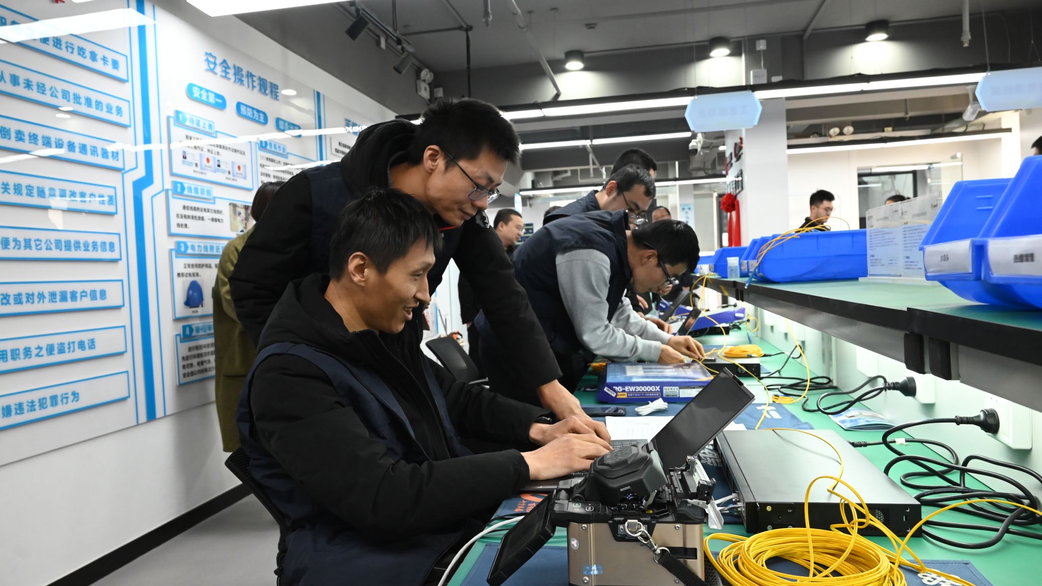 “高效運維，匠心服務”智慧校園網絡運維技能大賽成功舉辦 網絡技術服務